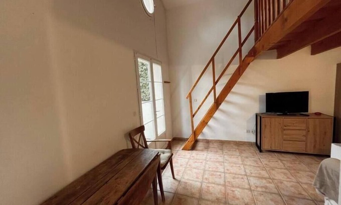 Venelles Apartment | Vieux Cabassols Aix en provence