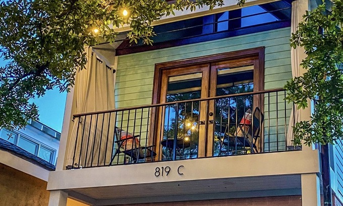 Biloxi Apartment | Vieux Marche Loft - near Biloxi Beach & Casinos!