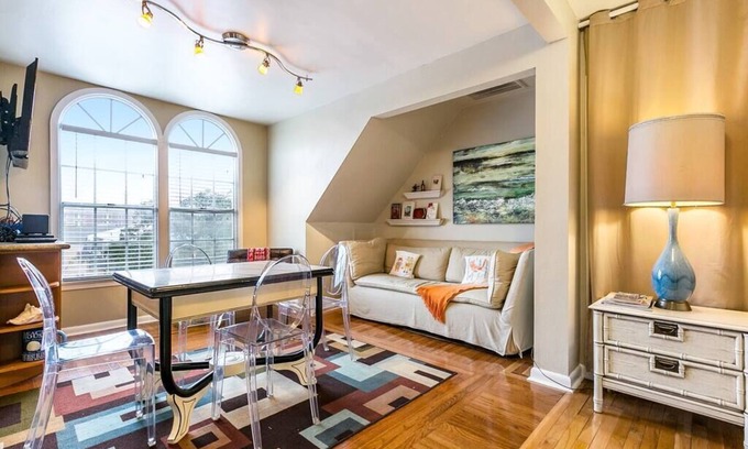 Lower Garden District Bed & Breakfast | View From The Top in Garden District New Orleans