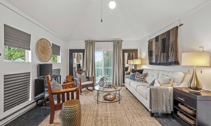 Great Cacapon House | View Haven - Amazing View