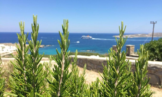 Parasporos House | View House in Paroikia Paros