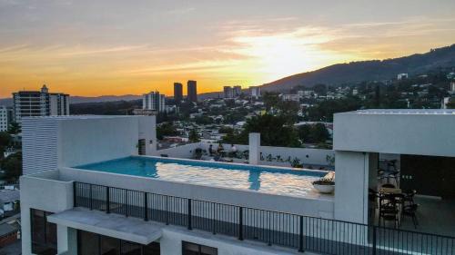 San Salvador Apartment | View of The Capital, Escalon SV