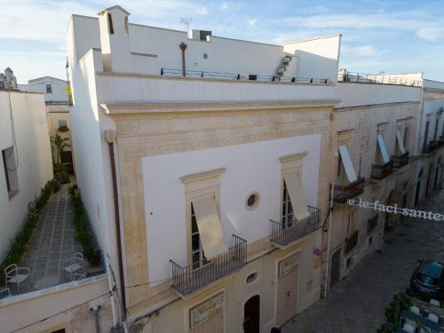 Galatina Historic Centre House | View of the Tower, accommodation in the historic center and WiFi
