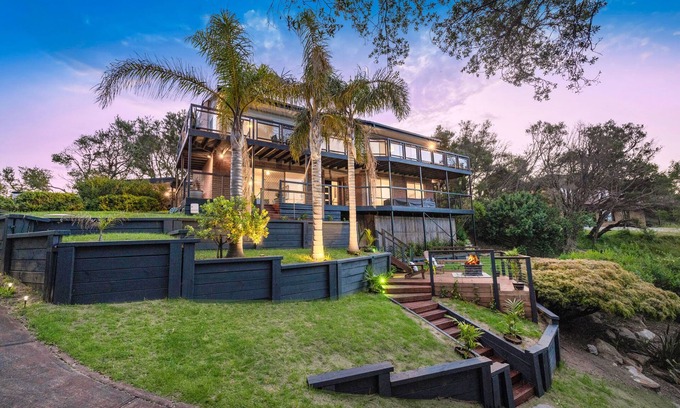 Tootgarook House | ViewHaven - Panoramic Bay View Accommodation