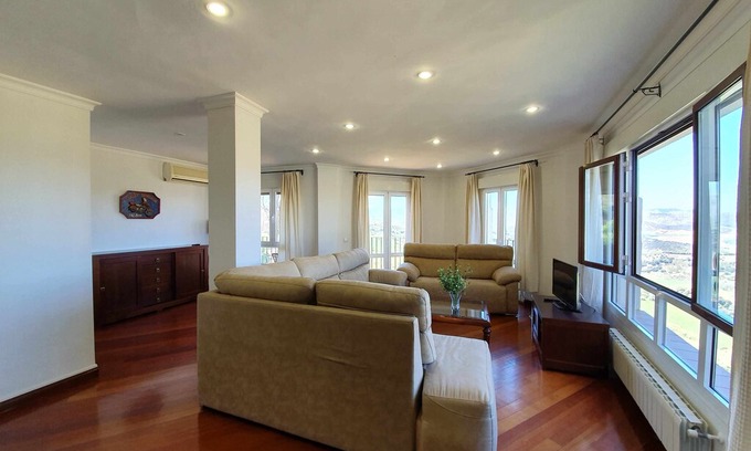 Old Town Apartment | Views & amp; luxury in Old Town