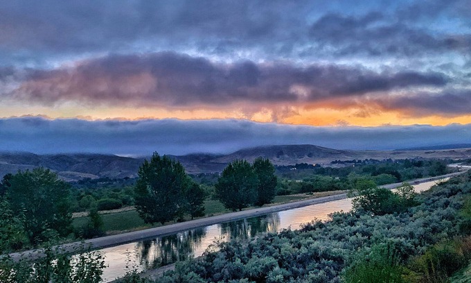 Southeast Boise Condo | VIEWS! Lovely Furn. Condo: 2 bed./2 full bath +Office, Deck, Garage: 30-day min.