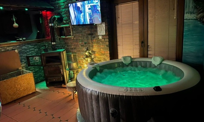 Milici House | Vikendica Šumski Mir - Holiday Home with Swimming Pool and Jacuzzi