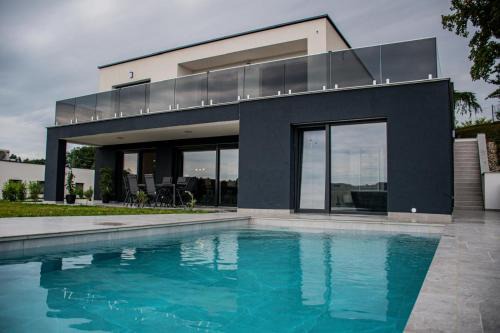 Rogaska Slatina Villa | Vila Altura- Luxury Hiltop Retreat with Panoramic View & Teracce