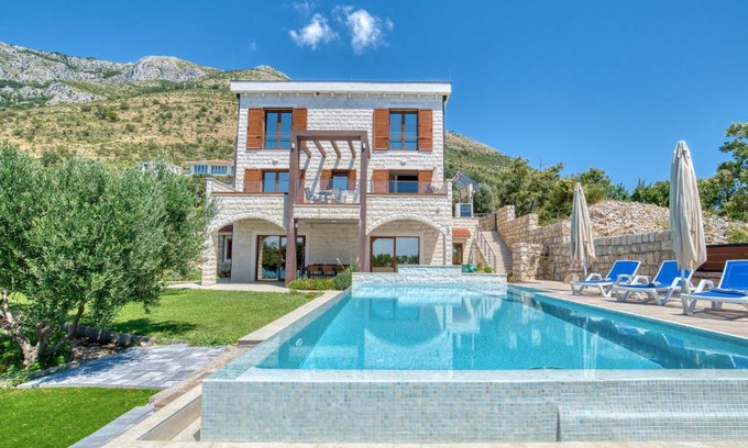 Krstac Villa | Vila Aria vista