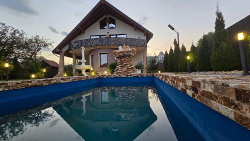 Tesila House | Vila Costi