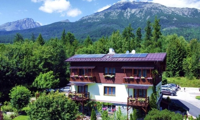 Vysoke Tatry Villa | Vila Limba : One-Bedroom Apartment with Balcony