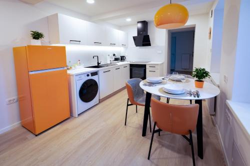 Bezigrad District Apartment | Vila Marija Orange