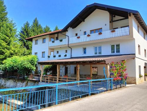 Kulen Vakuf Apartment | Vila Medo