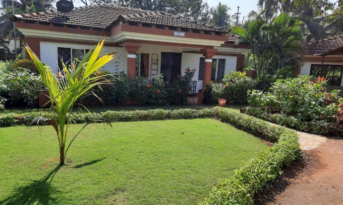 Cavelossim Villa | Vila Romila