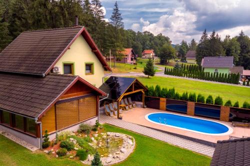 Brestovac Ski Chalet | Vila Sara