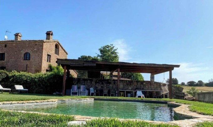 Aguilar de Segarra Villa | Vila-seca. Vine i Desconnecta!