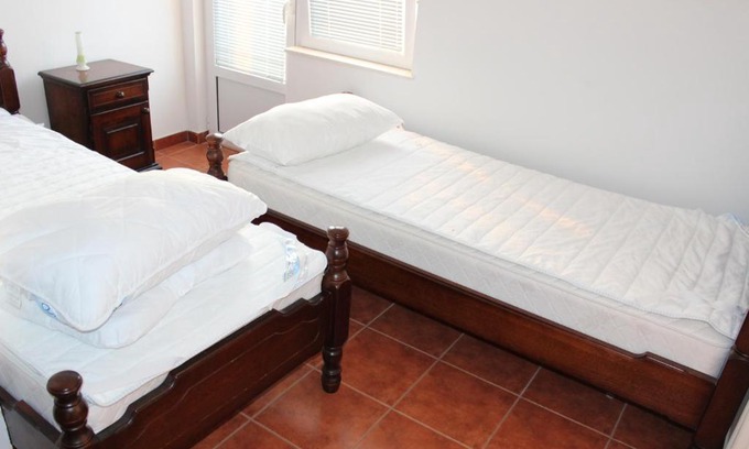 Zgrade House | VILA SUTOMORE