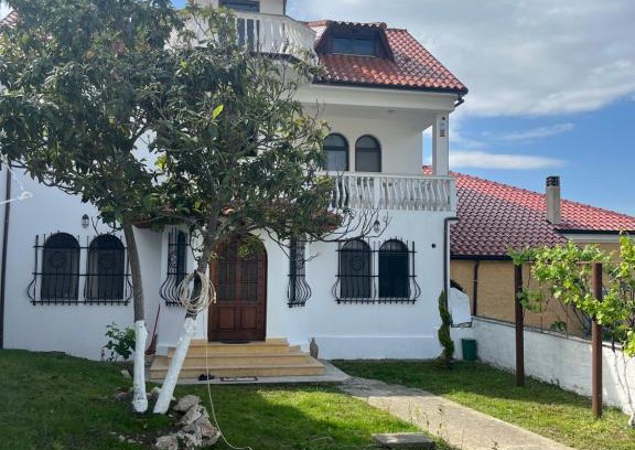 Kruje House | Vila Taga Guesthouse