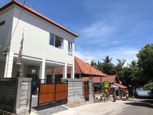Kubu Bed & Breakfast | Vila Troja Kubu