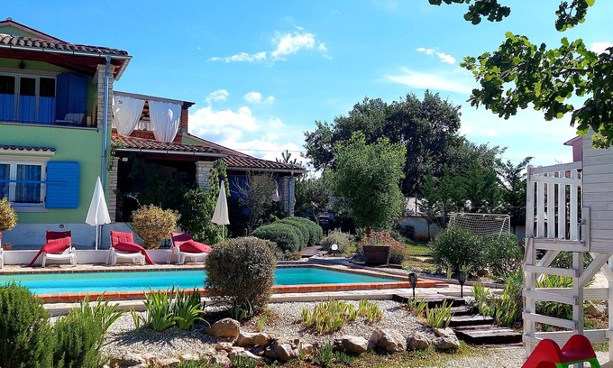 Rezanci Villa | Vila Una Ira it is perfect place for you to relax and enjoy on family vacation.