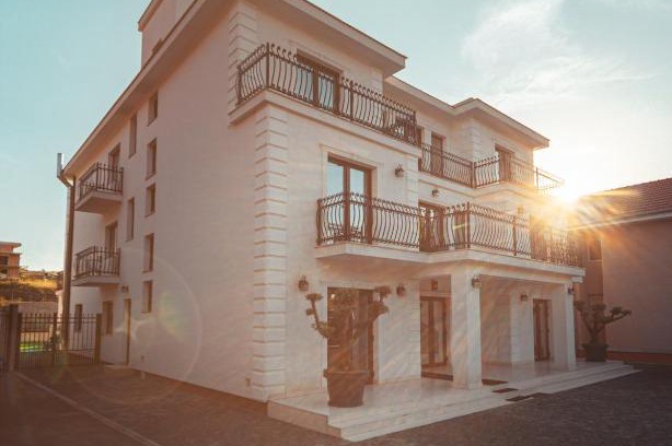 Baile Unu Mai Bed & Breakfast | Vila Venus