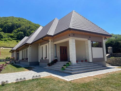 Kolasin Villa | VILA VIKTORIJA