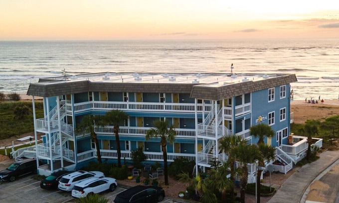St. Augustine Hotel | Vilano Beach - Coastal Studio