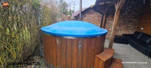 Gatauciai Cabin | Vilimu Sodyba - Outdoor Hot Tub