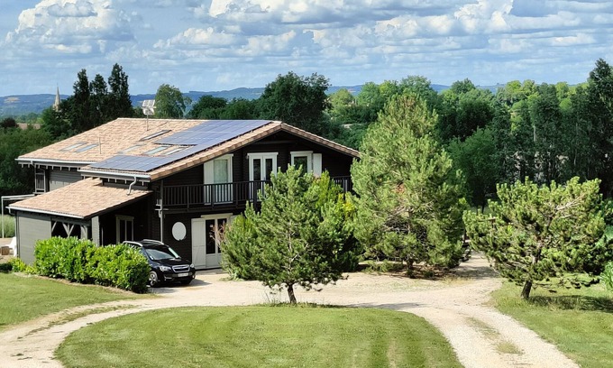 Saint-Etienne-de-Villereal Villa | Villa Fauquié - A unique wooden house in the south of Dordogne with heated pool