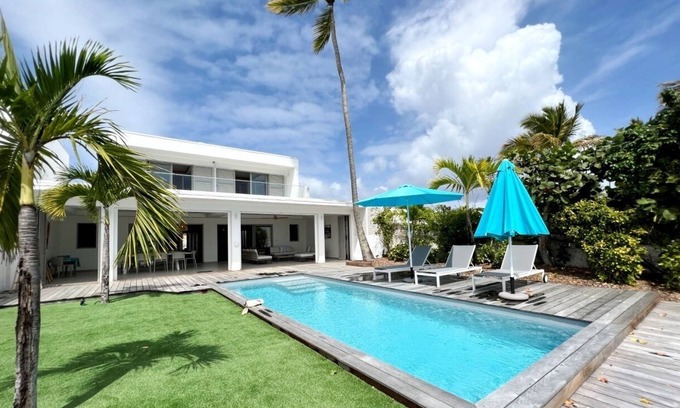 Saint-Francois Villa | Villa à St François G290 - 5 ch vue mer piscine