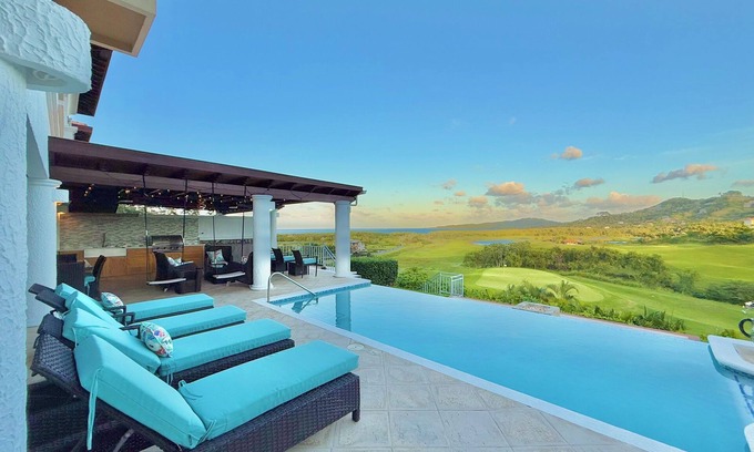 Pristine Bay House | Villa 1006 @ Pristine Bay, French Harbour