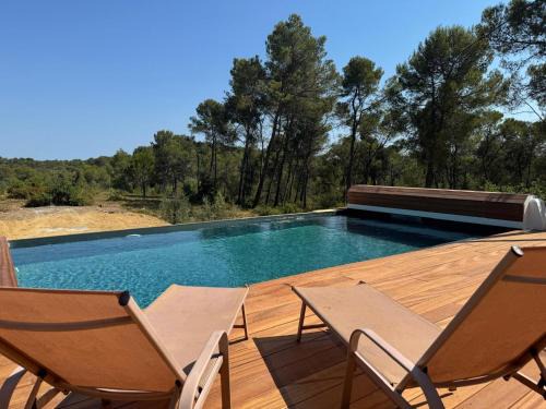 Saint-Clement-de-Riviere House | Villa 13 personnes - 1 hectare de parc naturel - piscine
