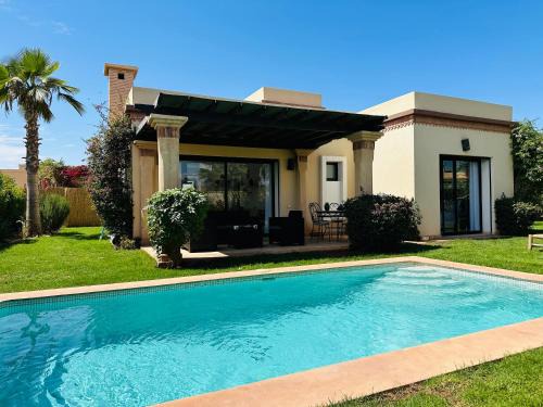 Issen Villa | Villa 228 Dyar Shemsi
