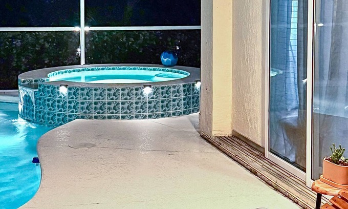 Port Charlotte Villa | Villa 3.5Br-4Bth Luxury Waterfront-dock-boat slip North Port-Port Charlotte Rt41