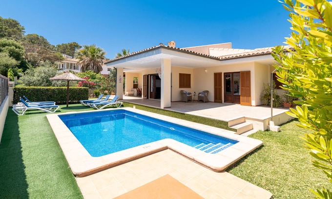 Urbanitzacio Gotmar Villa | Villa 3 bedrooms, with private pool and barbecue, Puerto Pollensa