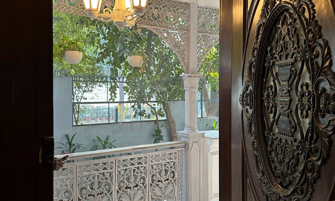 Hauz Khas Bed & Breakfast | VILLA 33 Bed & Breakfast
