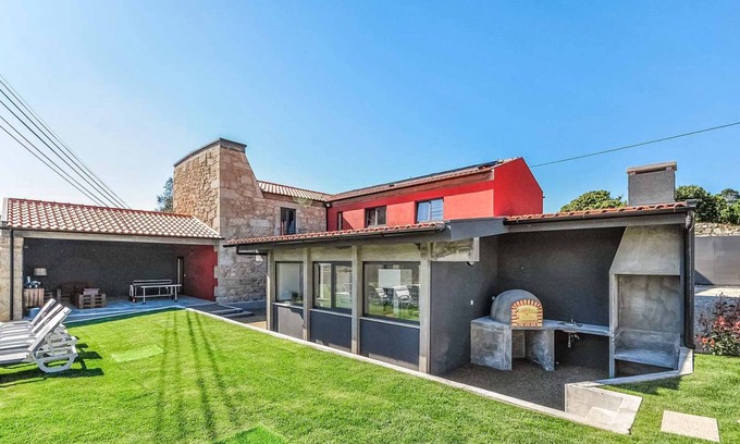 Barcelos Villa | Villa ∙ 4 bedrooms ∙ 8 guests