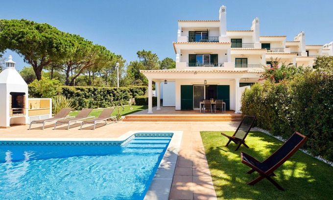 Vale do Garrao Villa | Villa 4 Bedrooms, Private pool, Tennis, Air Conditioner