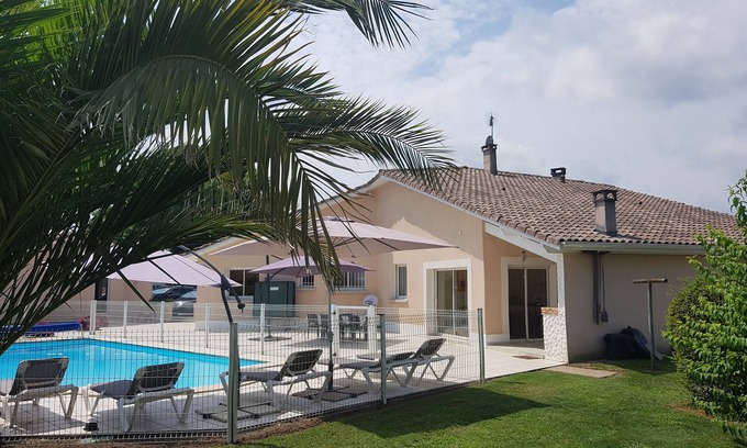 Saint-Vincent-de-Tyrosse House | VILLA 4 * WITH HEATED SWIMMING POOL CLOSE TO HOSSEGOR CAPBRETON