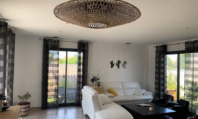 Maraussan House | Villa 4 Personnes Avec Jardin AU Calme