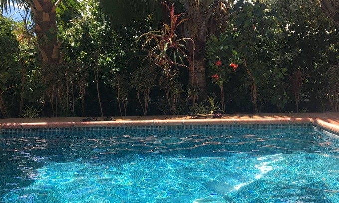 Paea Villa | VILLA 5 MINUTES FROM THE BEACH - ROOM HINE