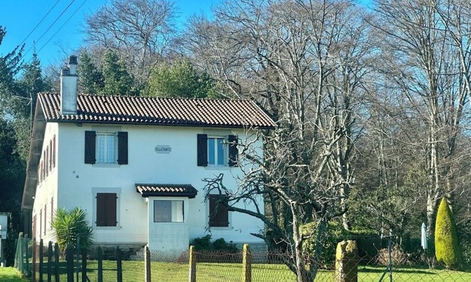Anglet Villa | VILLA 90m2 sur ANGLET/BIARRITZ avec Terrasse Jardin &Parking -1er Étage, RDCvide