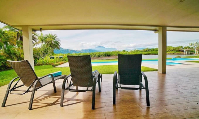 Nadi Villa | Villa 93 - 5BR Private Villa - Private Pool - Riverfront