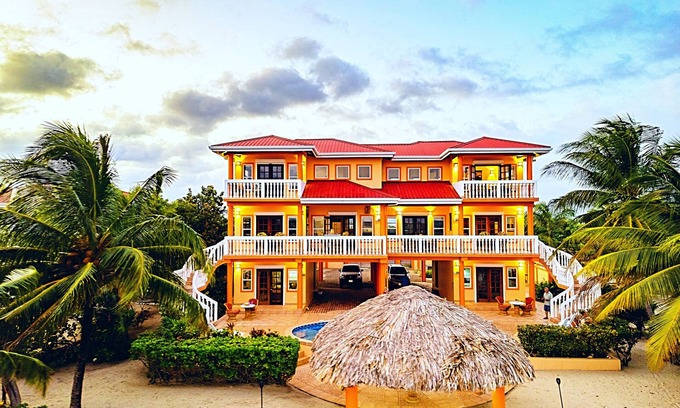 Plantation Villa | Villa 99-Octopus/Safari-Beachfront-Pool-3 Bedroom