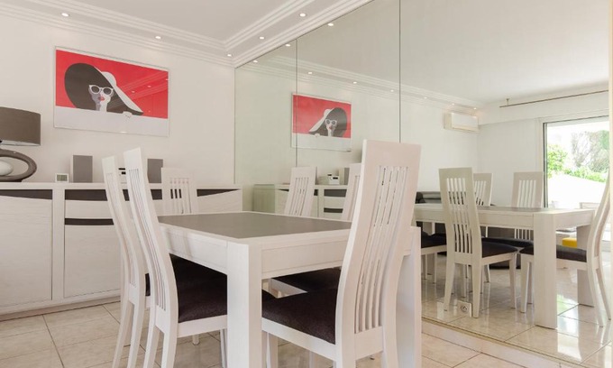 Prado - Republique Apartment | Villa AD’ALTA