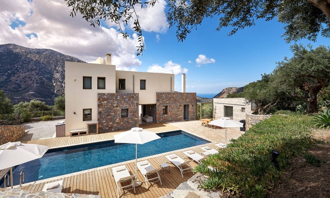 Vrachasi Villa | Villa Adagio | 5 Bedroom Villa with Eco Friendly Heated Pool