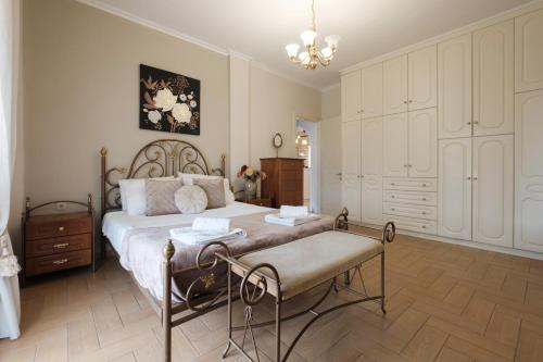 Magoulades Villa | Villa Aelia