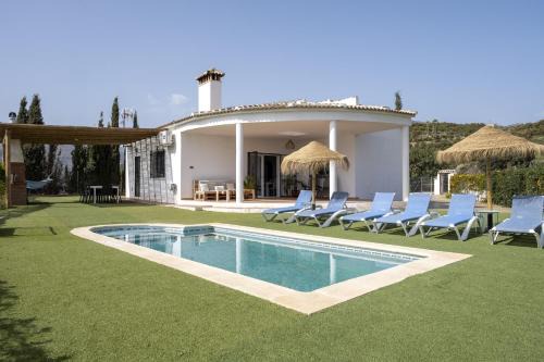 Cutar House | Villa Aguacate