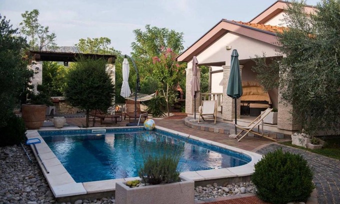 Ljubuski Villa | Villa Aleksandra - Three Bedroom House with Swimming Pool