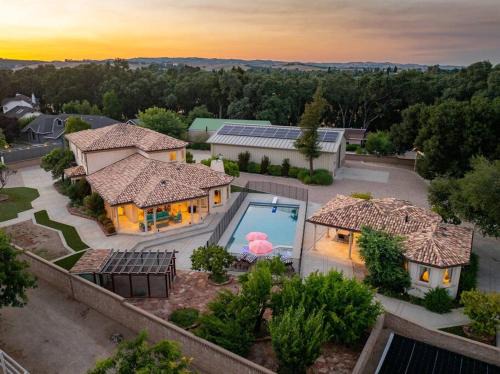 Templeton Villa | Villa Allegria Luxury Retreat